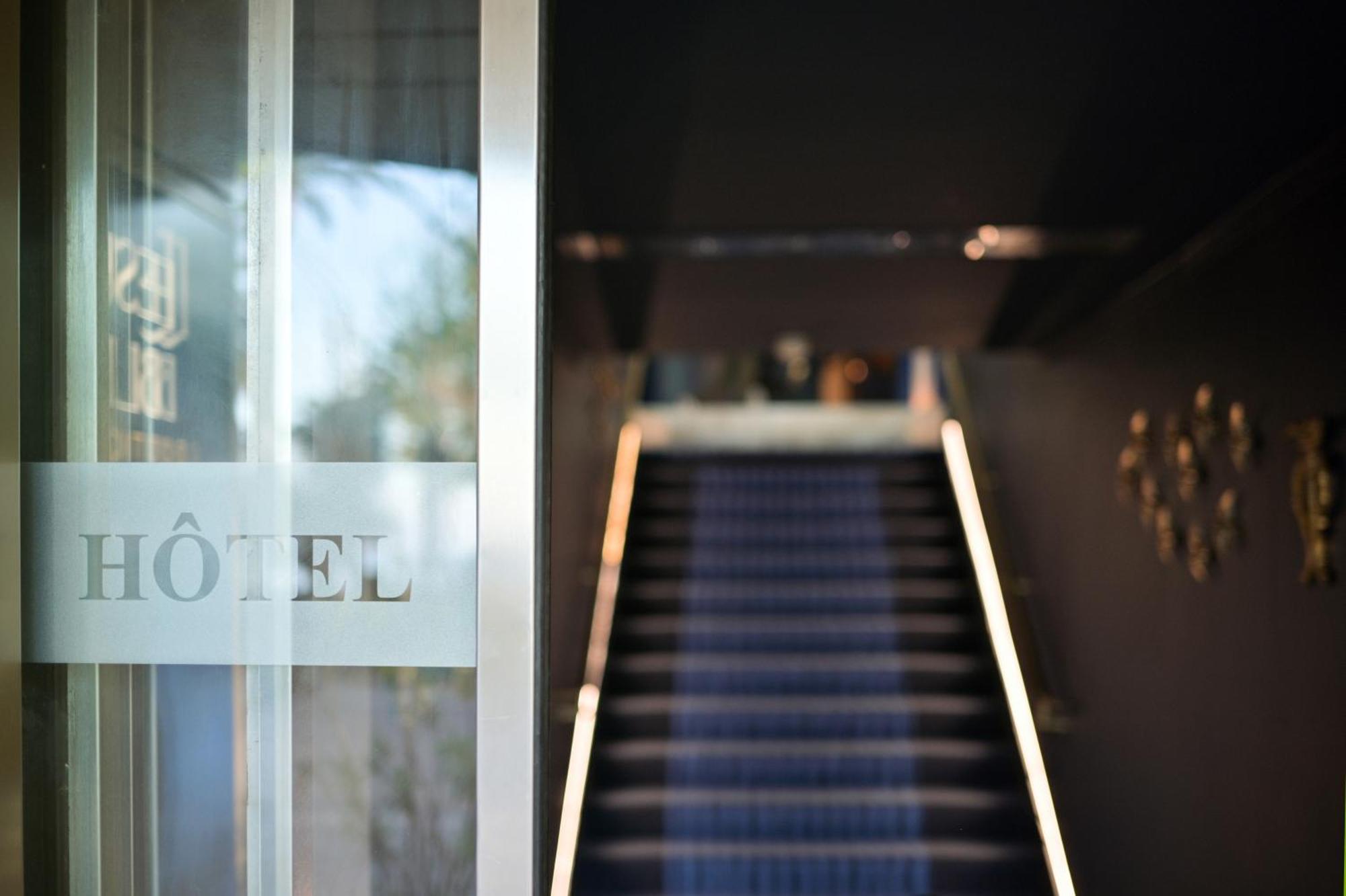 Hotel Espadon Bleu Le Lavandou Dış mekan fotoğraf